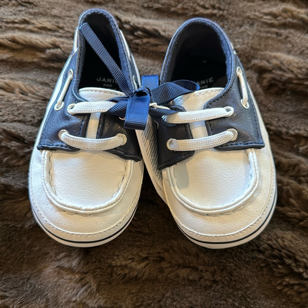 Janie and Jack boat loafers